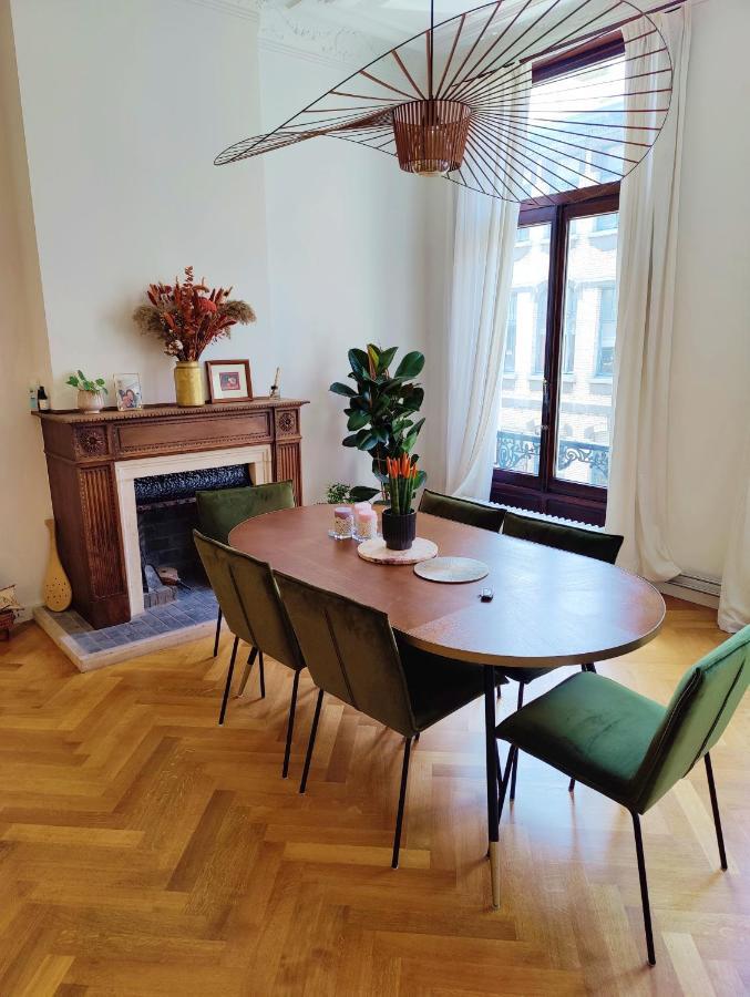 Traditional Chic, High Ceilings' Apt Aircos And Garage Antwerpen Eksteriør bilde