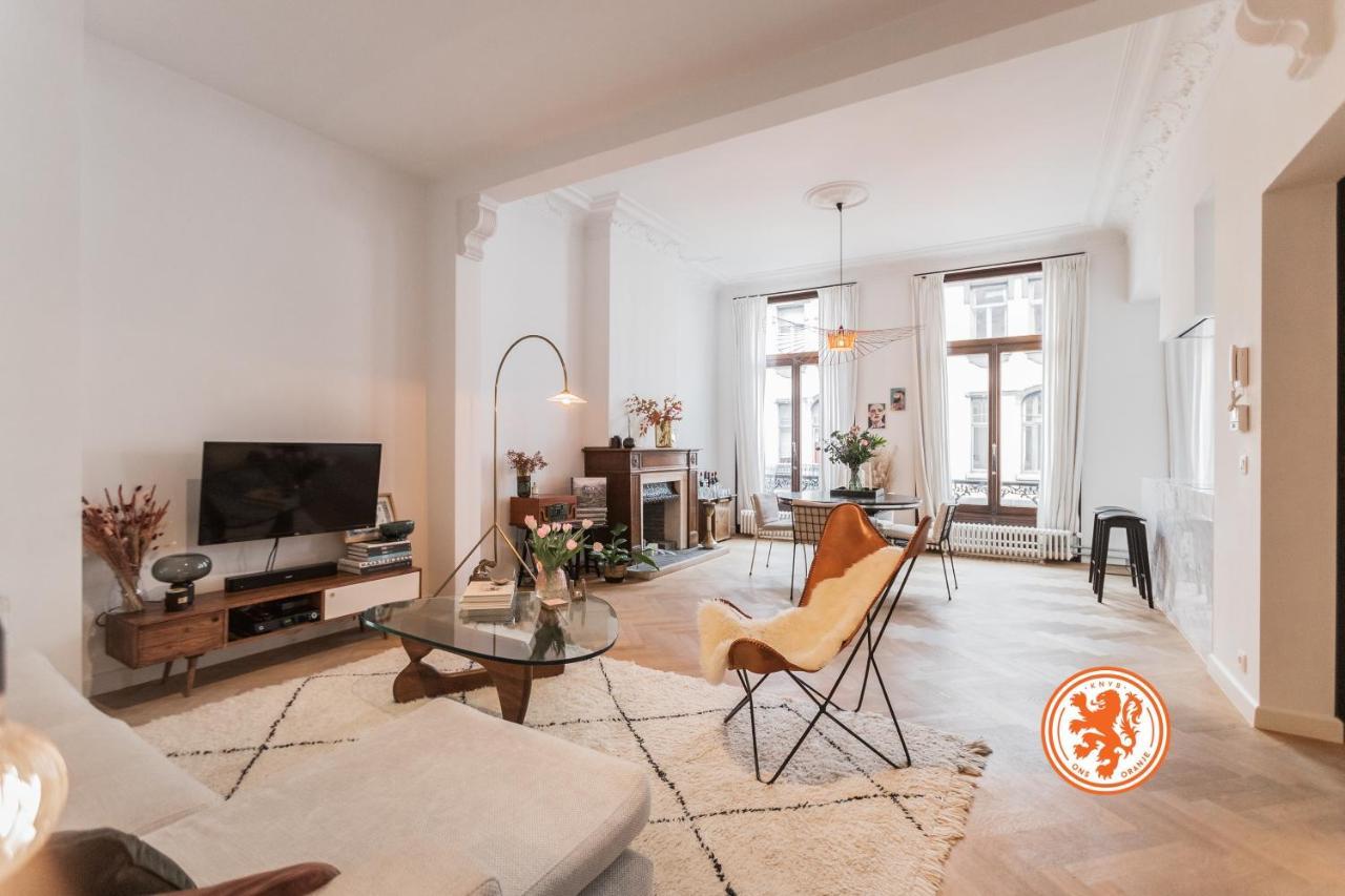 Traditional Chic, High Ceilings' Apt Aircos And Garage Antwerpen Eksteriør bilde
